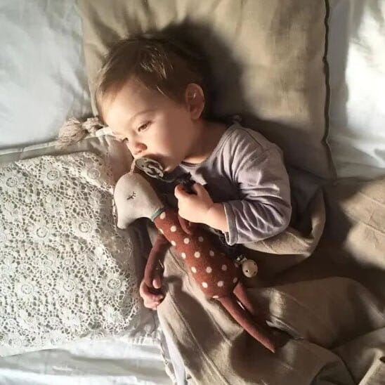 doudou-bébé-chevreuil-enfant