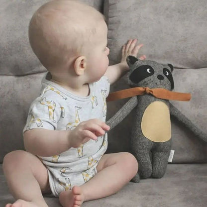 Doudou-bébé-raton-et-enfant