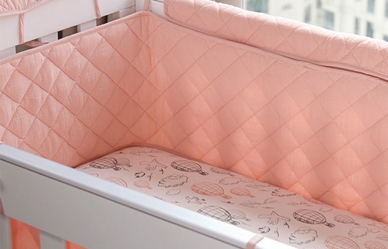 contour-de-lit-monté-dans-berceau