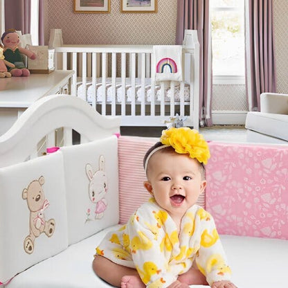 tour-de-lit-bébé-enfant-et-robe